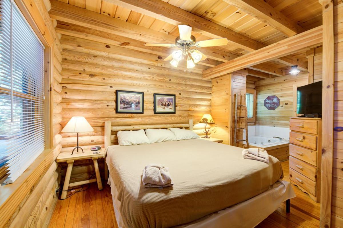 Villa Bear Naked Pigeon Forge Exterior foto